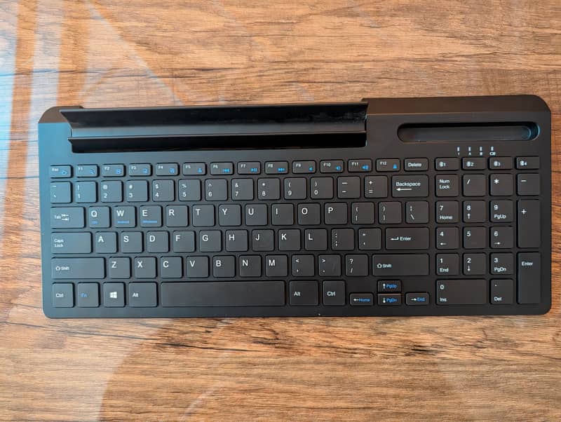 Premium Bluetooth Keyboard with Lithium Battery 5