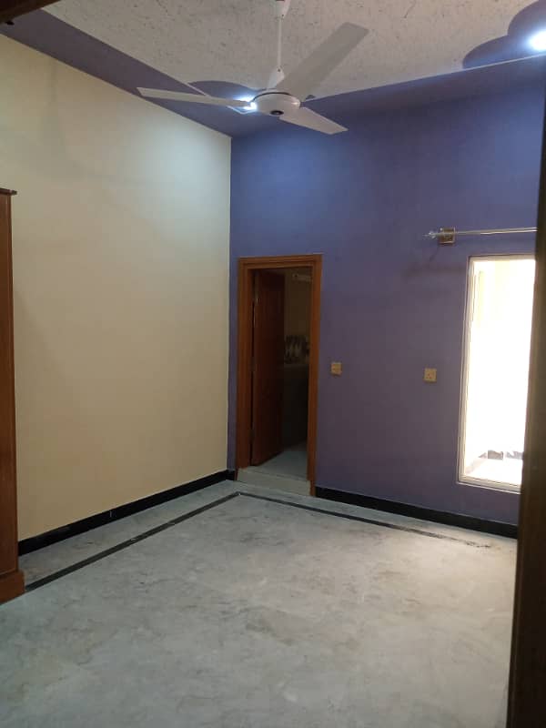 2 rooms flat available for rent in khanna pull sanam chok 8