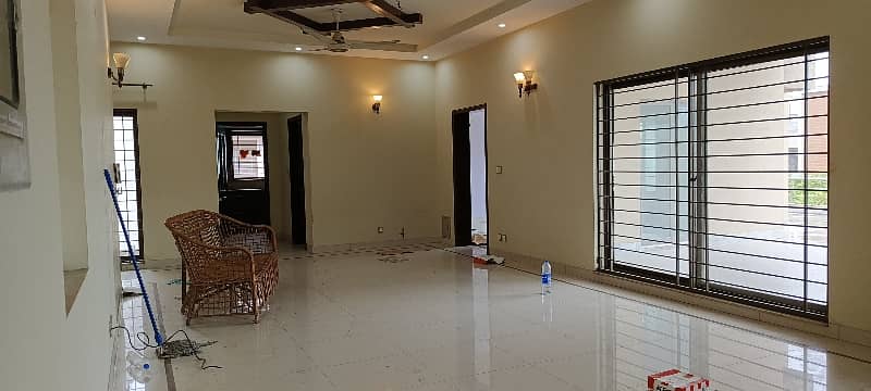 BEAUTIFUL HOUSE AVAILABLE FOR RENT IN ASKRI 10 SECTOR B LAHORE 2