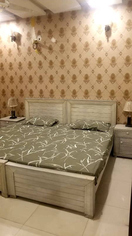 FULL FURNISH ROOM AVAILABLE FOR RENT IN PARAGON CITY LAHORE 5