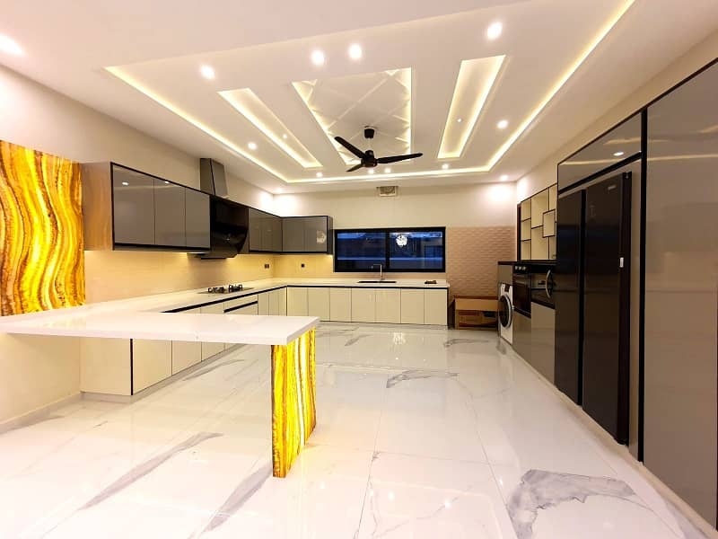 Super Luxurious Designer House for sale. Dem 11.75 Crore Negotiable 1