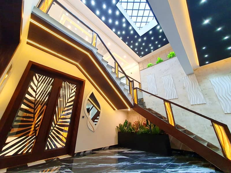 Super Luxurious Designer House for sale. Dem 11.75 Crore Negotiable 9