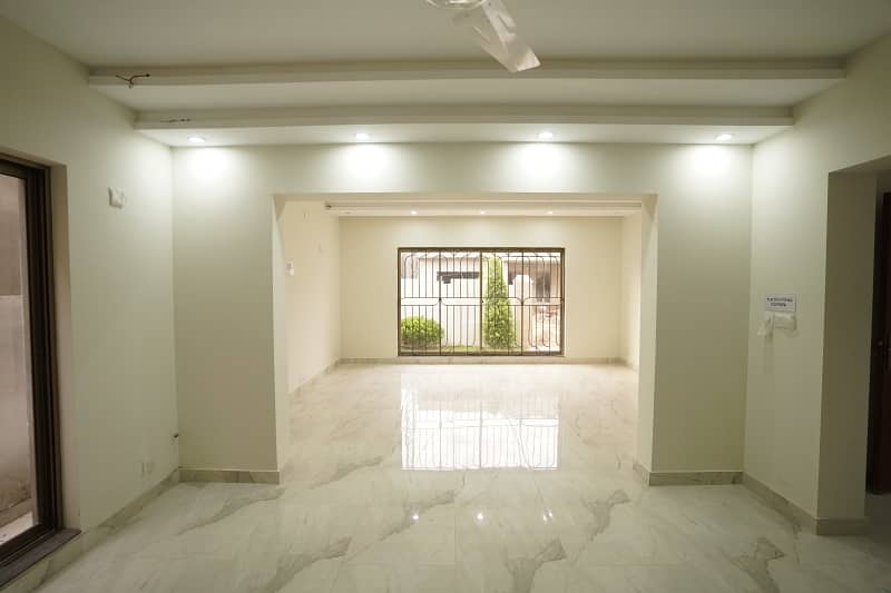 BEAUTIFUL BRAND NEW BRIG HOUSE AVAILABLE FOR RENT IN ASKARI 10 LAHORE 25