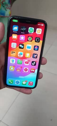 I phone 11 128 GB 99% health dual PTA approved