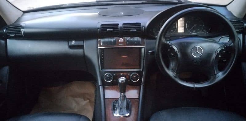 Mercedes C Class  C200 ,model 2007 registration 2011 9