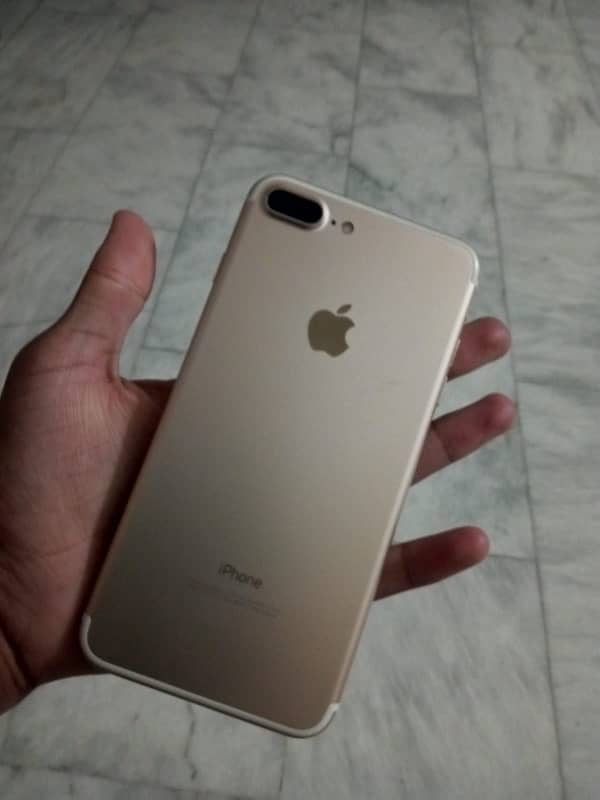 iPhone 7 Plus PTA APROVE 128 gb Urgent sale 03392125596 3