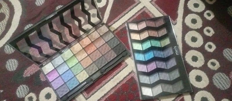 Eye shadow Pillot 0