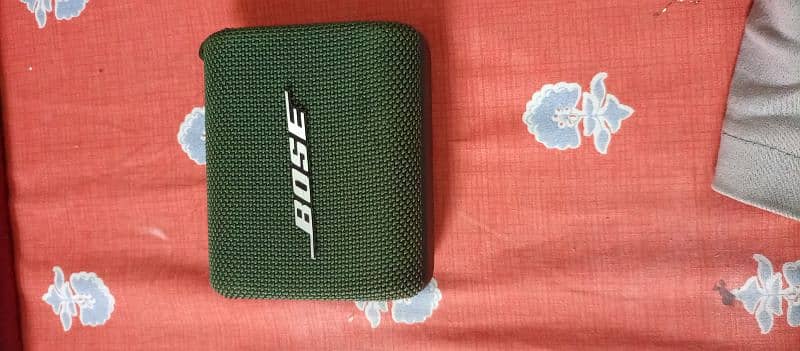 Bose portable original speaker 0