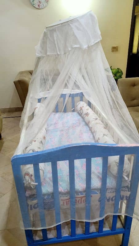 wooden baby cot 1