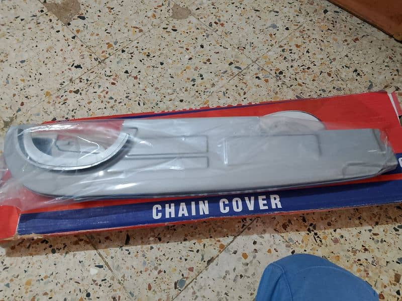 CD 70 chain cover for sale contact no . 03002488769 2