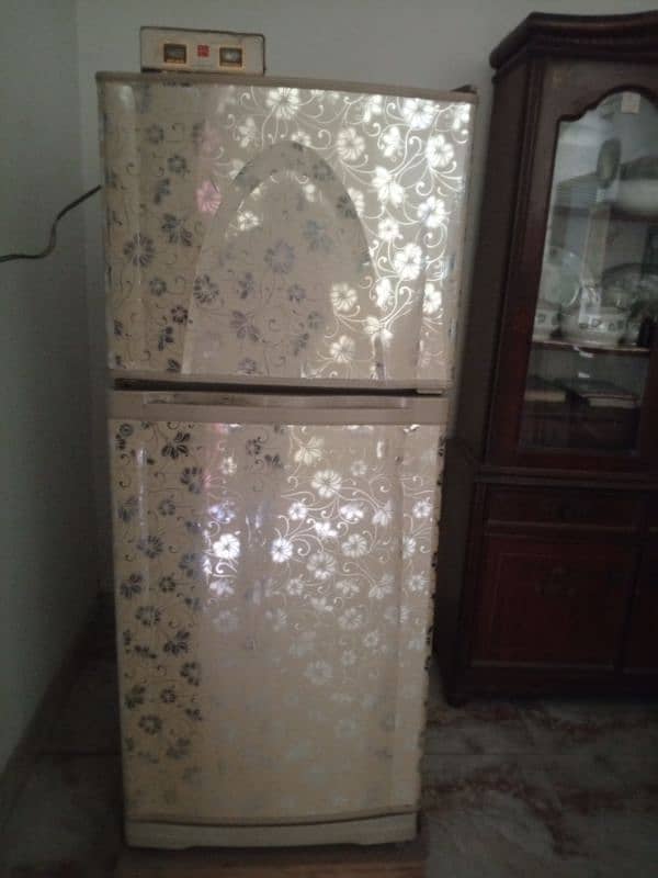 Dawlence fridge nice condition 0