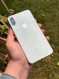 Iphone XS NON-PTA - 2 month e-sim time remaining