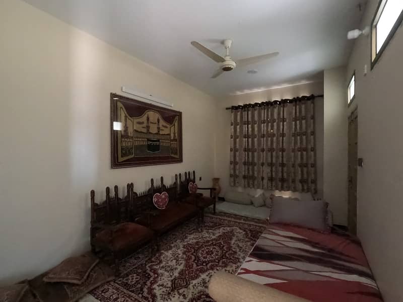 Corner In Federal B Area - Block 20 150 Square Yards House For sale 31