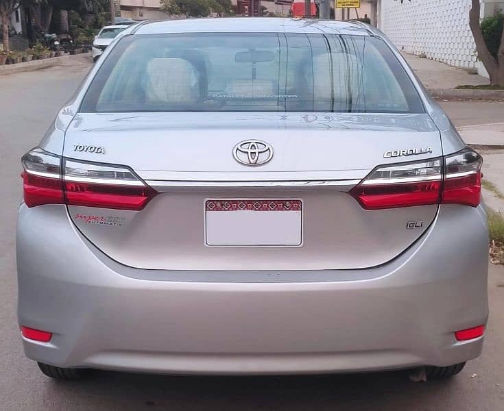 Toyota Corolla GLI 2019 3