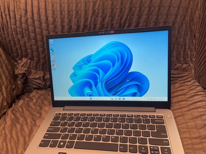 lenovo ideapad 1 8