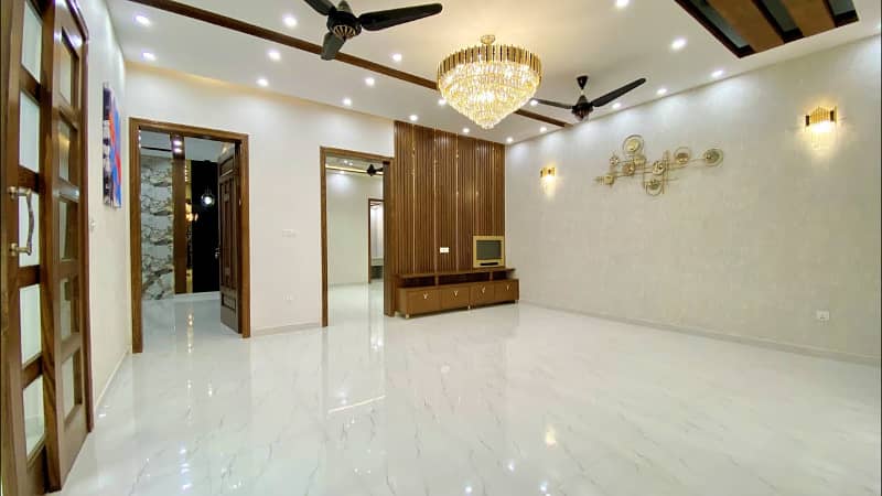 1 Kanal House Link Mm Alam Hot Location 2