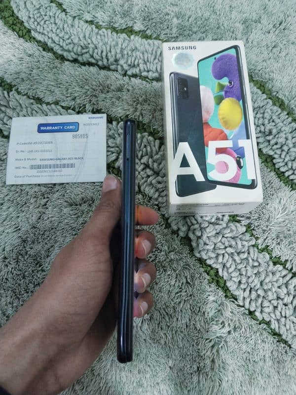 Samsung a51 ( 6/128 ) 8