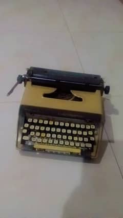 Remington brand Typewriter