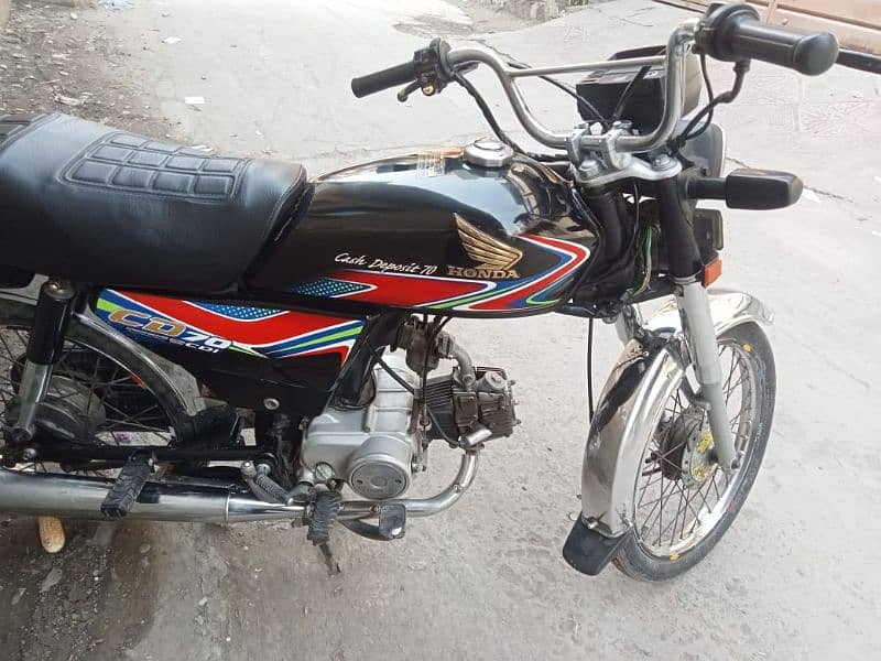 honda cd 70 2018b model in good condition 0/3/4/9/6/9/4/1/8/1/7 7