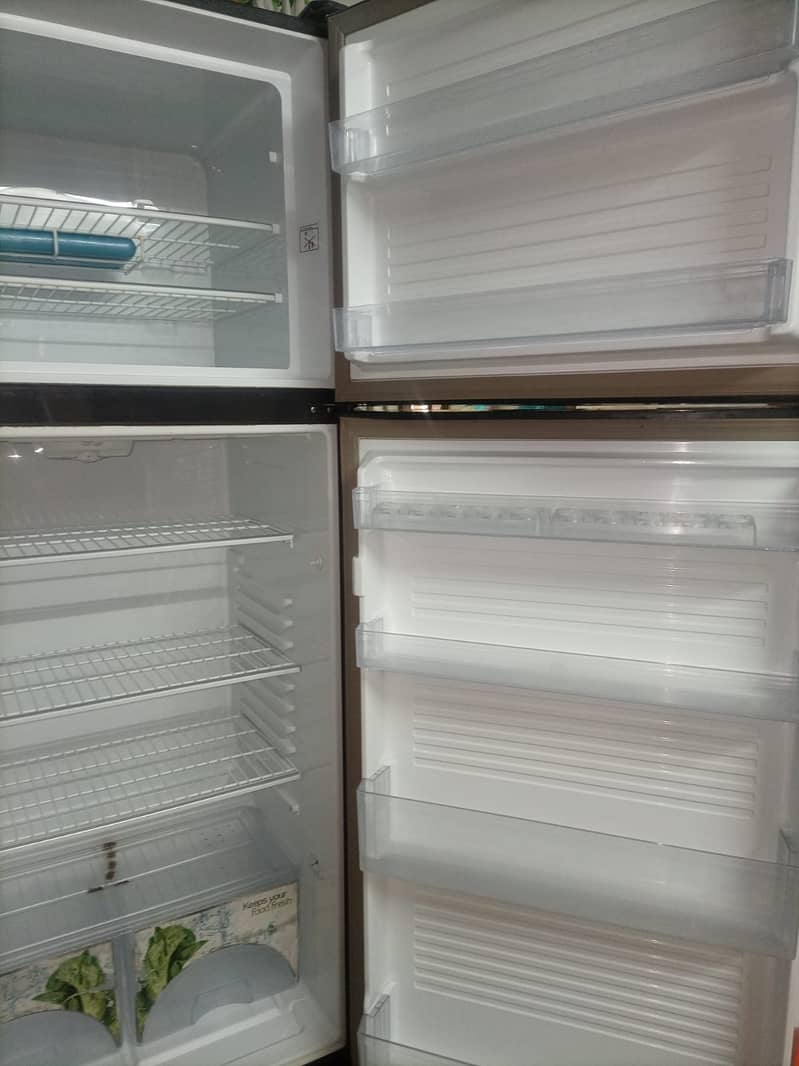 Used Refrigrator For Sale Dawlance 0