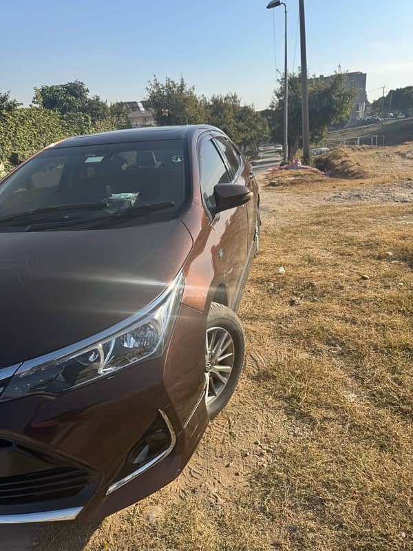 immaculateToyota Altis Grande 2015 1