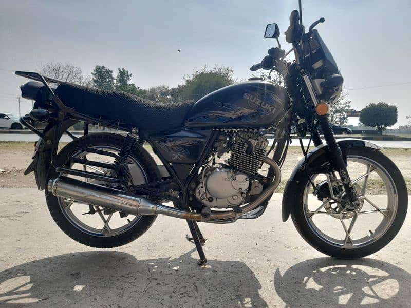 Suzuki gs 150 se in a lush condition  ready for sale 2