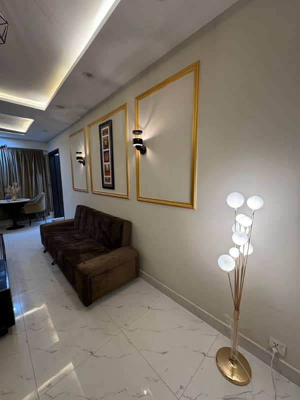 1 Bedroom VIP full furnishe flat for rent per day available in Bahia Town Lahore 6