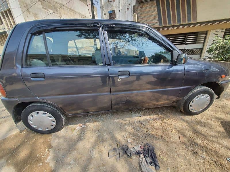 Daihatsu Cuore 2006 9