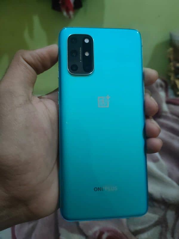 ONE PLUS 8T LUSH NEW CONDITION 4