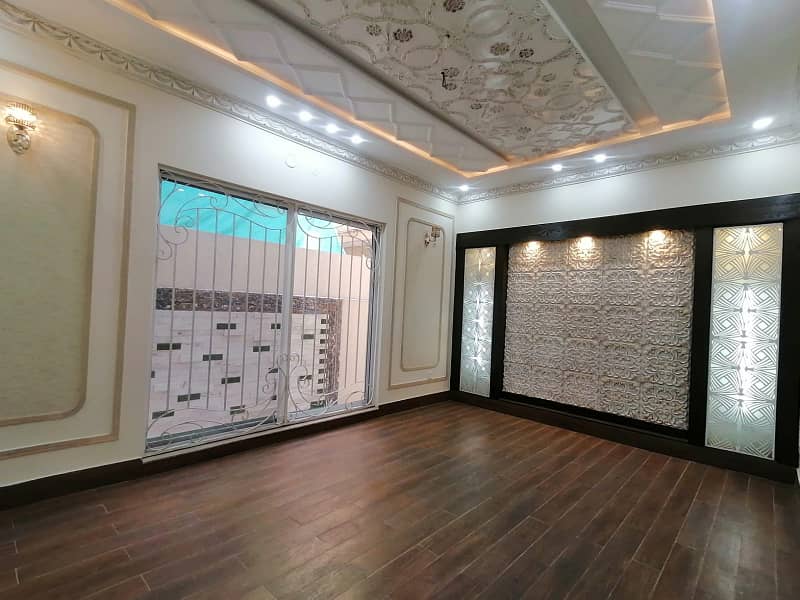 Well-Constructed Brand New House Available For Sale In Allama Iqbal Town - Raza Block 6