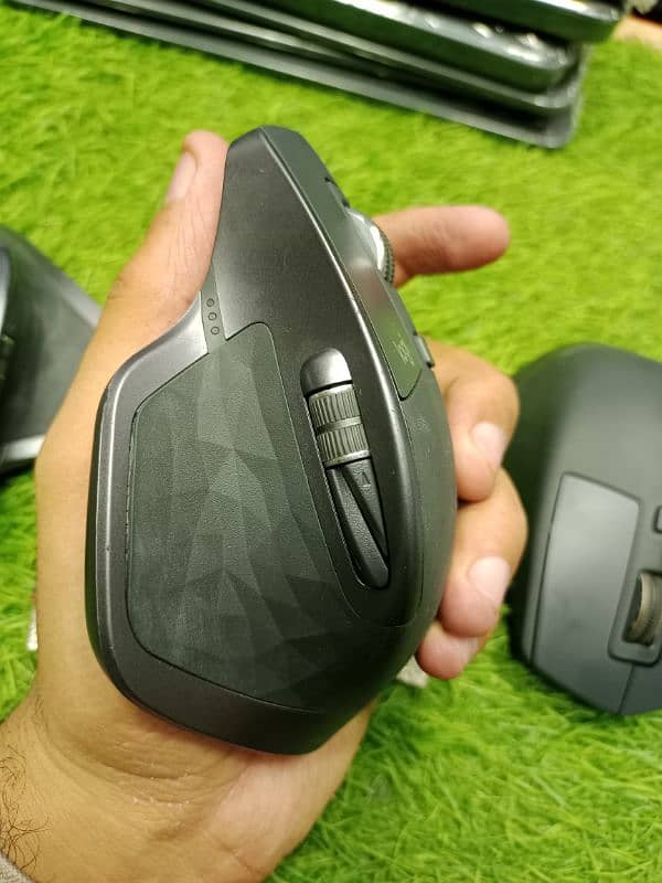 logitech mx master 2s mouse wireless Bluetooth rechargable multi 5