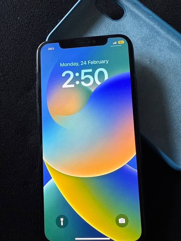 iPhone X black 64gb pta approved 1