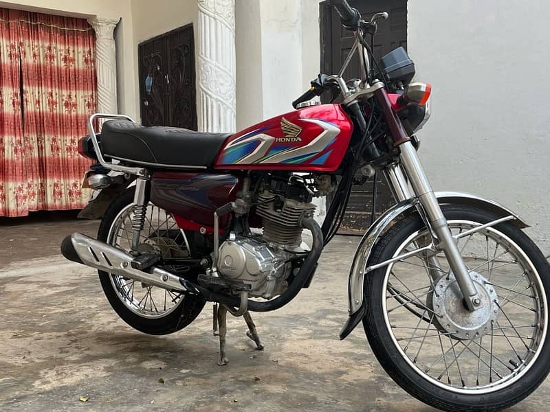 Honda 125condition new all  ok 6