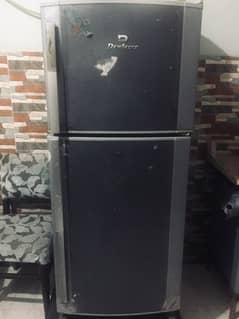 dawlance refrigerator