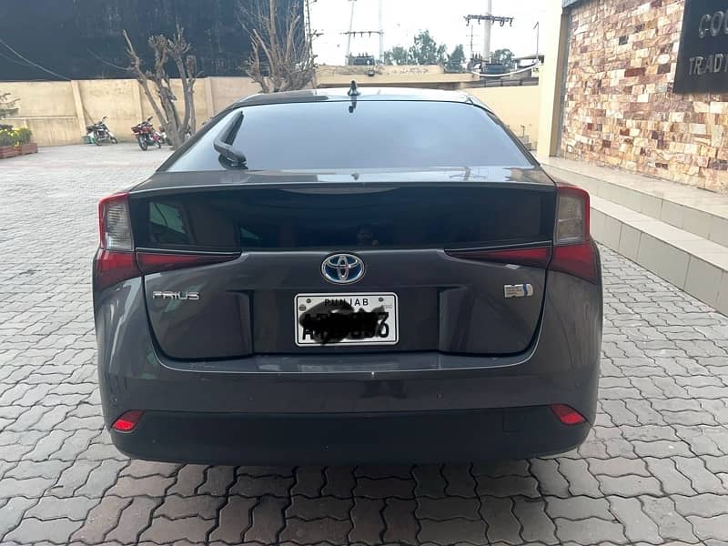 Toyota Prius A+ selection 2021 1