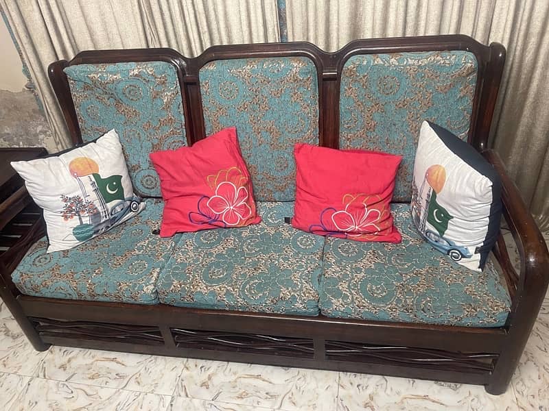 3 seater wooden Sofa for sale 0