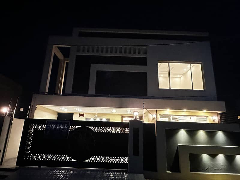 10 Marla House For Sale In Paragon City Lahore 15