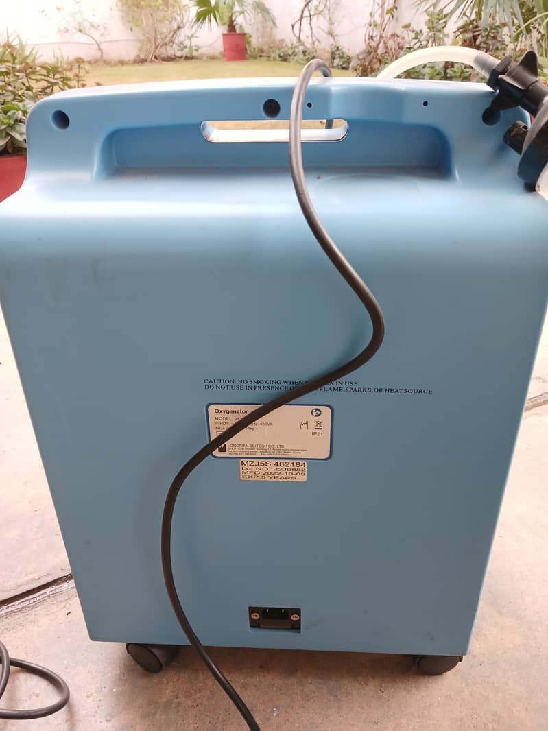 5L Oxygen Concentrator JAY-5AW Used 2