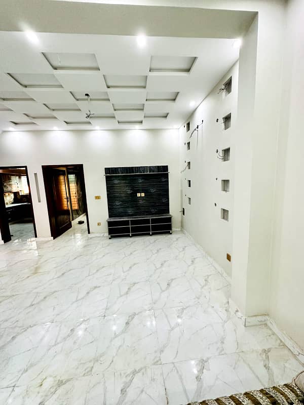 5-Marla Brand New House Available For Sale In New Lahore City Phase-2 4