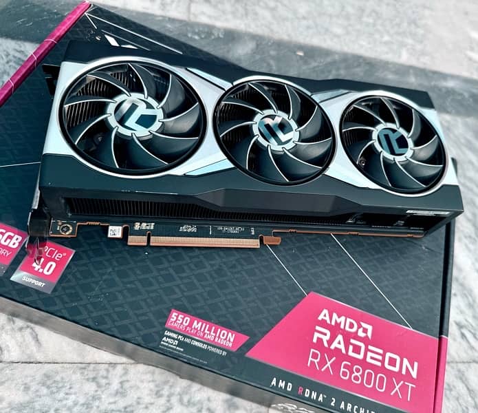 XFX 6800 XT 16 GB GDDR6 4