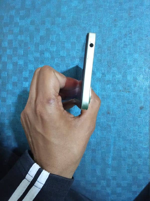 realme 3c rem 6 128gb condition 10 by 10 my contact number 03100700748 4