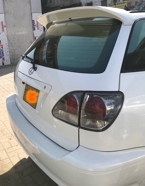 Toyota Harrier 2003 3