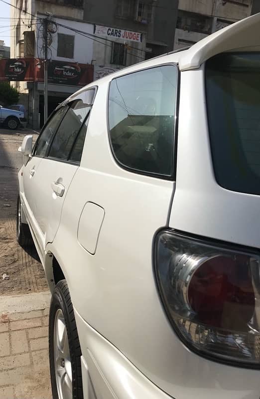 Toyota Harrier 2003 8