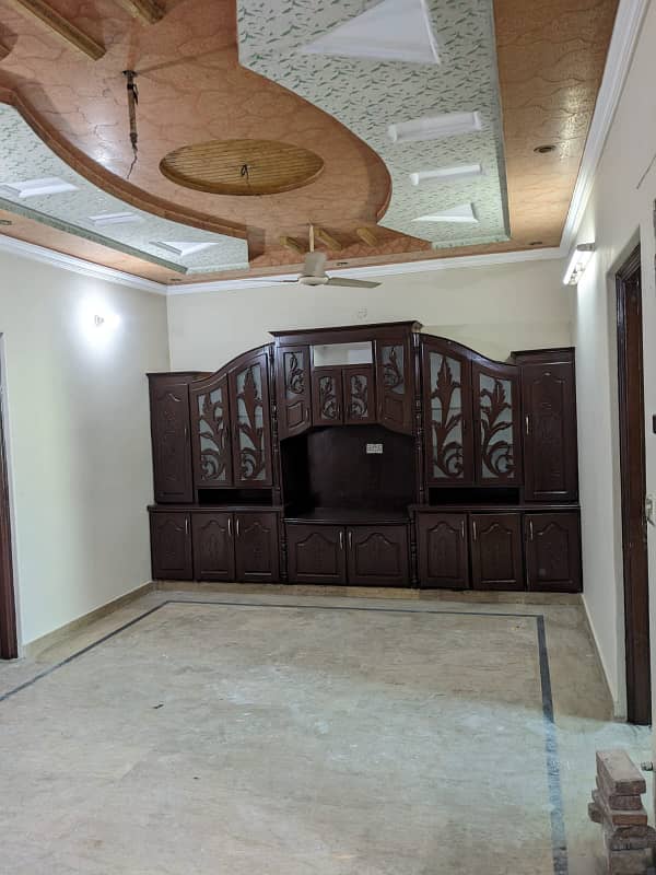 7 Marla lower Porshan For Rent in johar Town ph 2 0