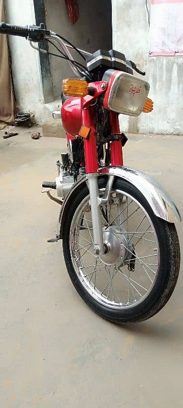 YAMAHA BIKE 8