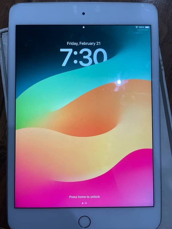 iPad 6 mini 64 go 10/10 condition all ok pad 4