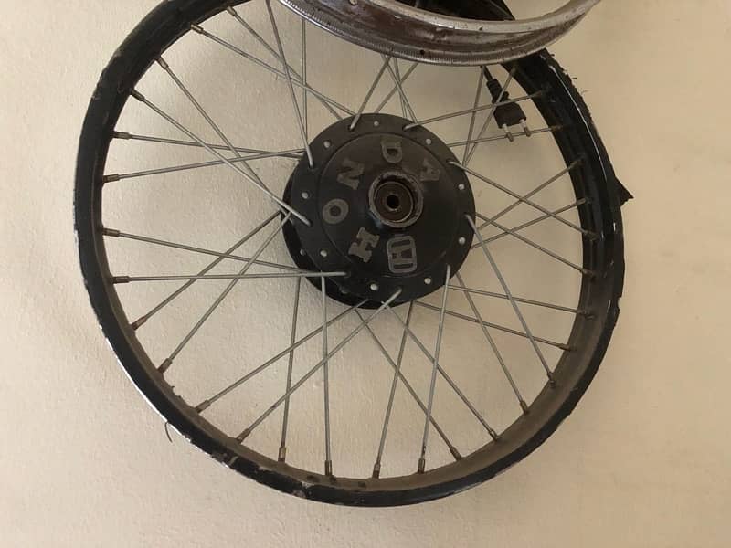 Wheel Cd 70 Jeniun exchange possible 4