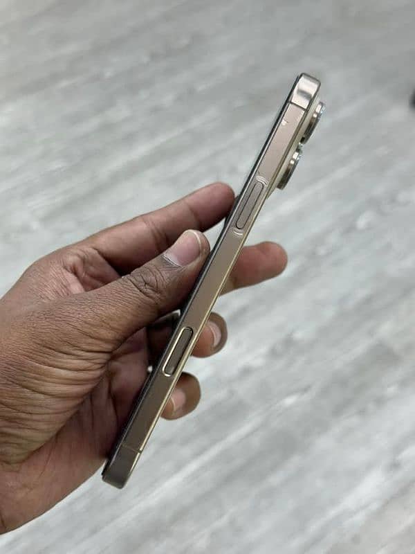 iphone 16 pro max 512gb contact 03162343465 5