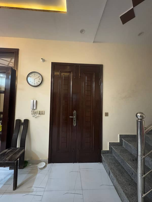 5 Marla Beautiful Designed Lavish House For Sale Direct Meeting With Owner In Park View City Lahore. 10