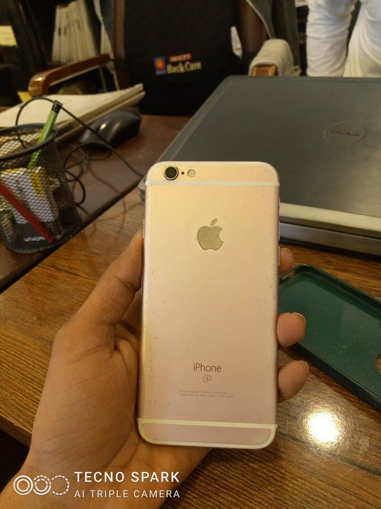 Apple iPhone 6S 1